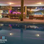 Villa Four Seasons, Heated Pool And 3 En-suite Bathrooms *