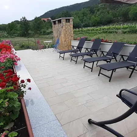 Four Seasons, Heated Pool And 3 En-suite Bathrooms Villa Velika Cista (Split-Dalmatia)