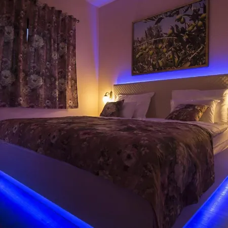 Villa Four Seasons, Heated Pool And 3 En-suite Bathrooms *