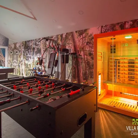 Villa Four Seasons, Heated Pool And 3 En-suite Bathrooms